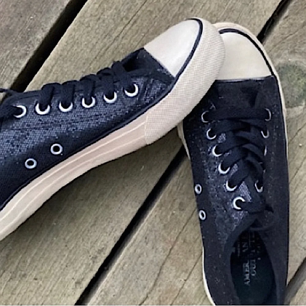 Sparkly Shoes AMERICAN EAGLE Chuck Taylor Style Shiny Black White Size 7